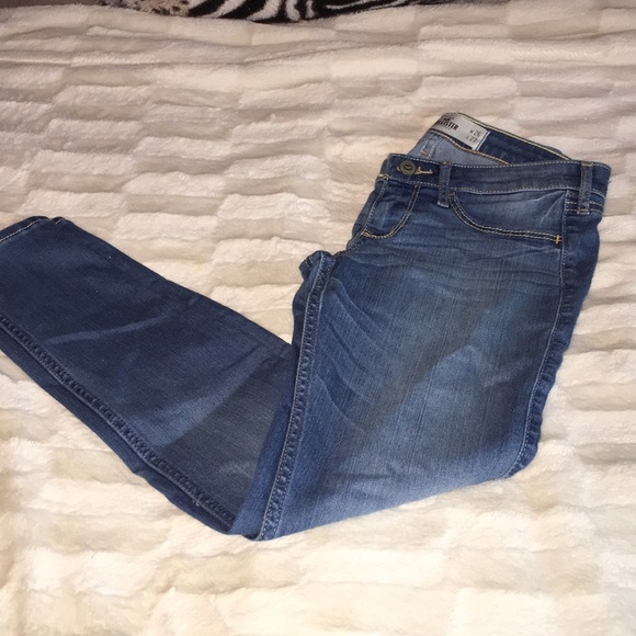 Jeans - Picture 1 of 3